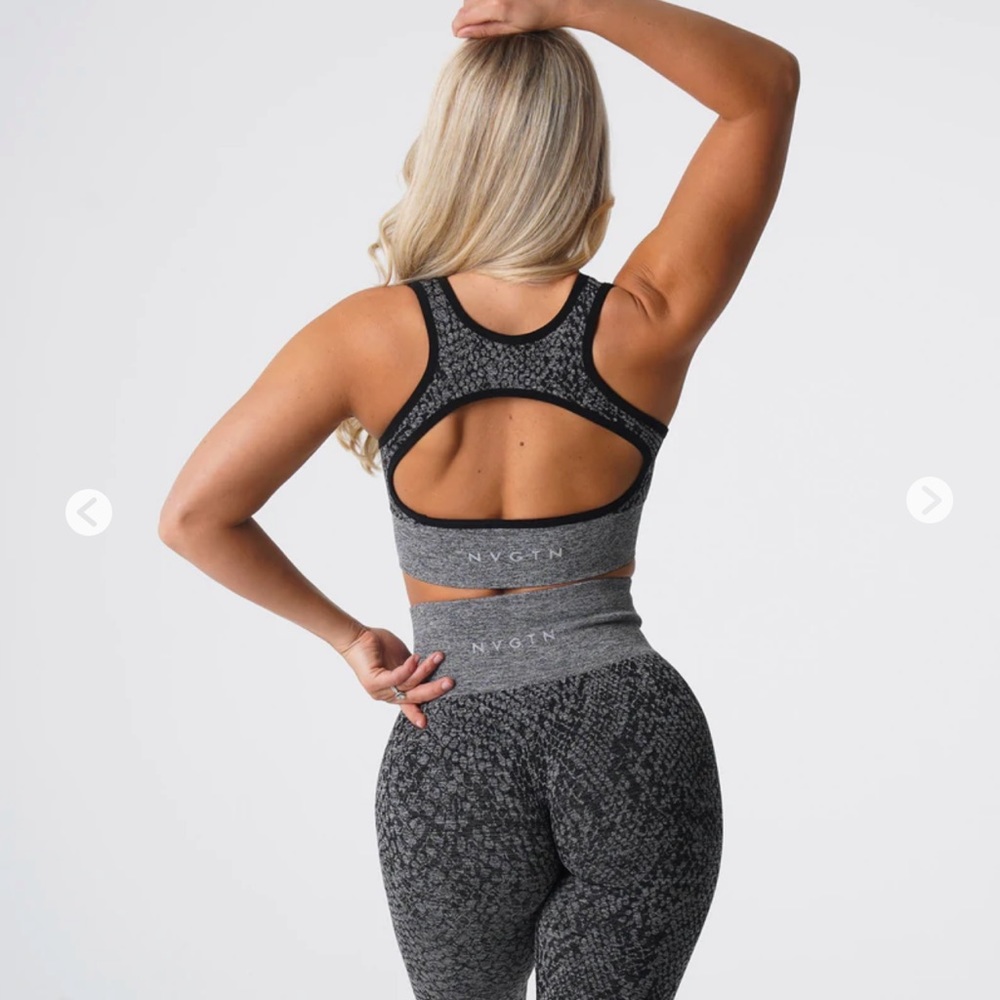 Brand new black speckled snakeskin eclipse seamless bra